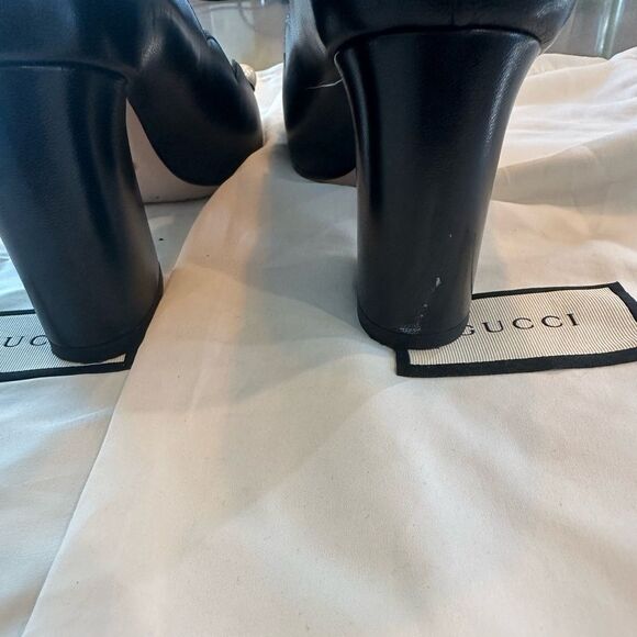 GUCCI Black Scalloped Leather Willow Pearl Embellished Block Heel Pumps Size 37 - Picture 7 of 10
